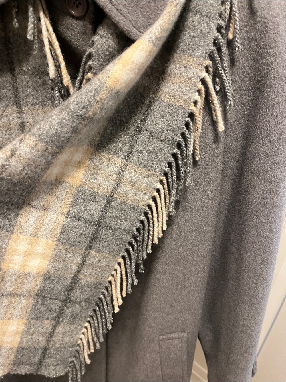 Vintage BURBERRY Grey/Ivory/Camel 54” CASHMERE SCARF
